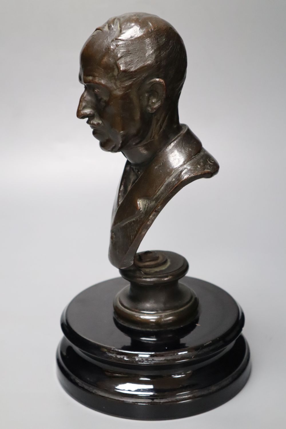 Conrad Dressler (1856-1940). A cast bronze of an unidentified gentleman, possible Morton Stanley, signed, height 30cm